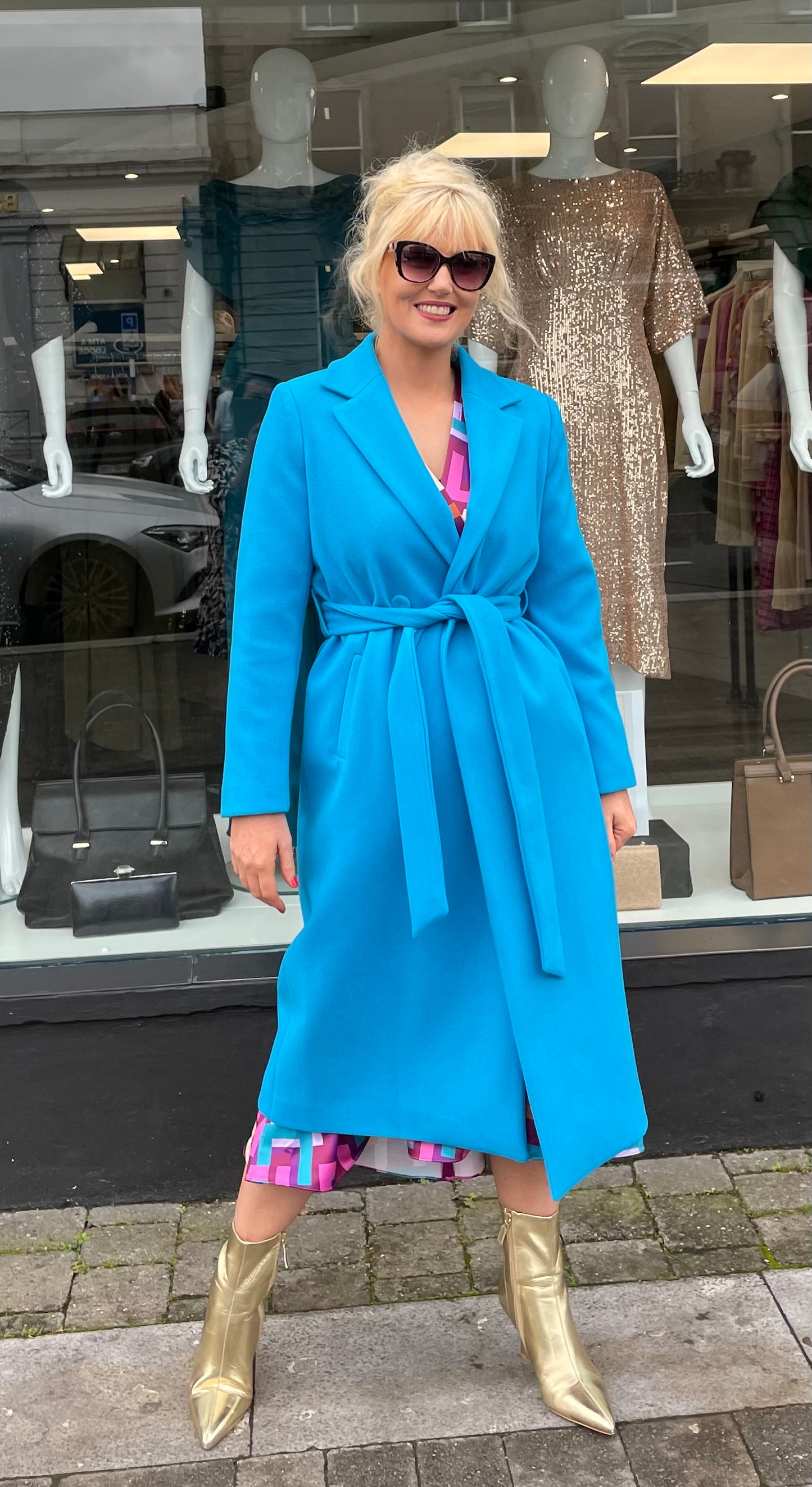 Pia B Concept Puffo Blue belted coat