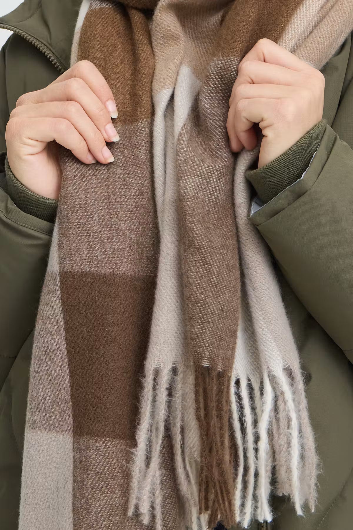 Check square scarf