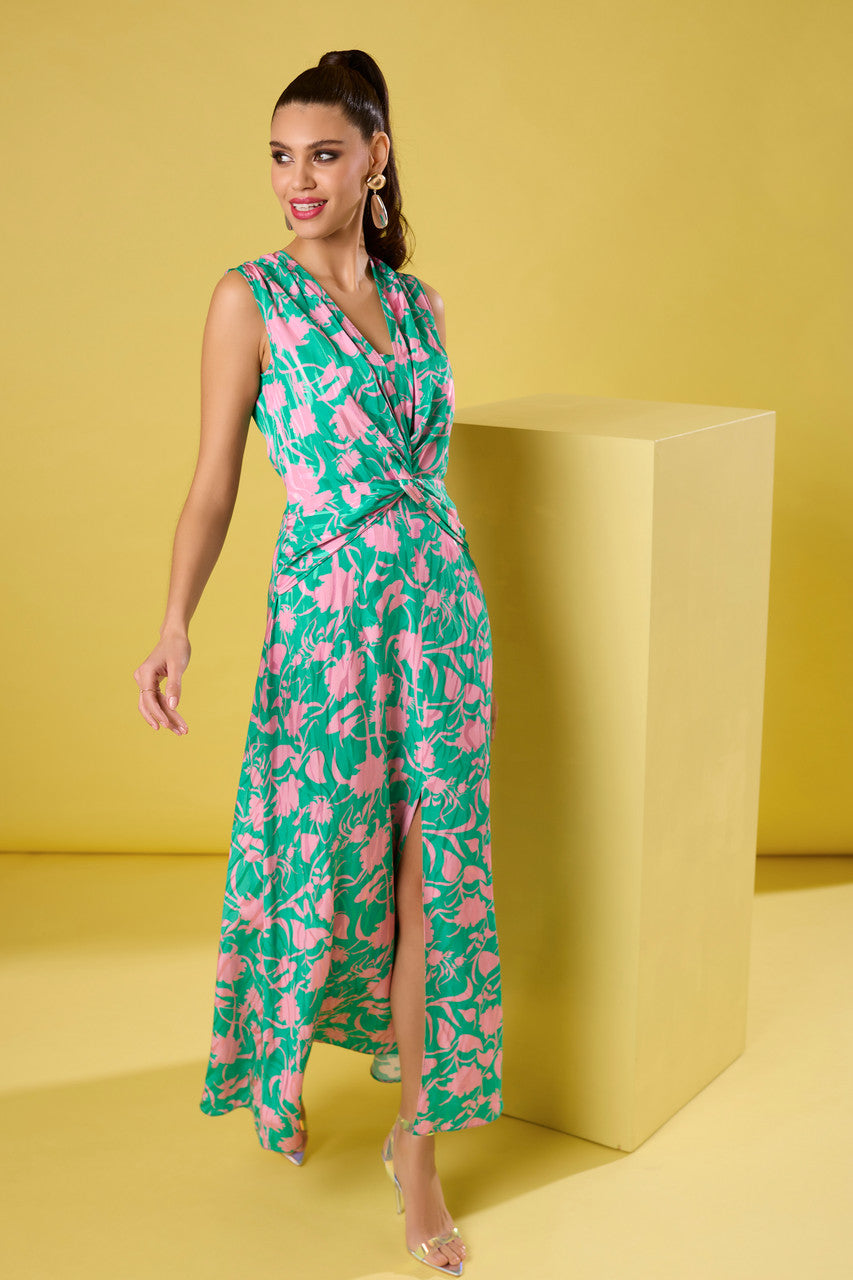Closet green a-line twist dress HOUSE OF LOGO Closet green a-line twist dress HOUSE OF LOGO