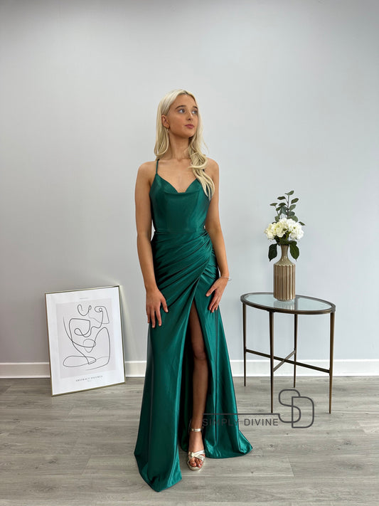 CANNOT BE PURCHASED ONLINE -INSTORE ONLY Isabelle Dress Emerald Only Available Instore