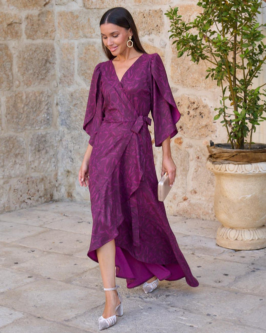 Long villa dress in plum