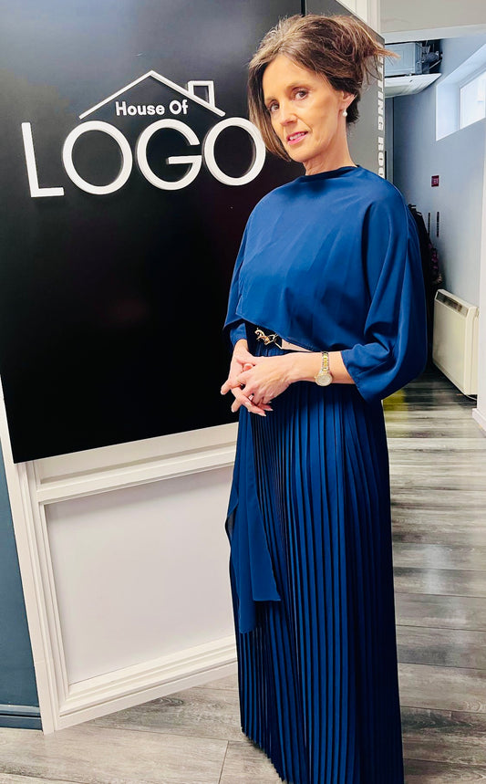 Lokita navy shoulder shawl