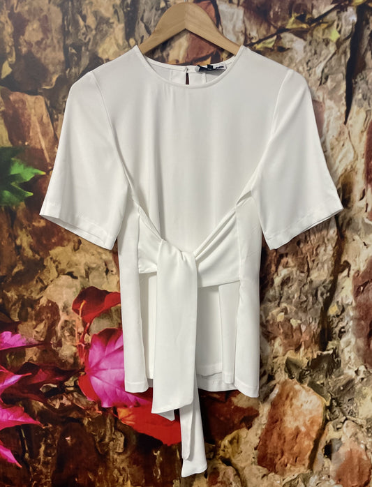 Short sleeve top white top with tie