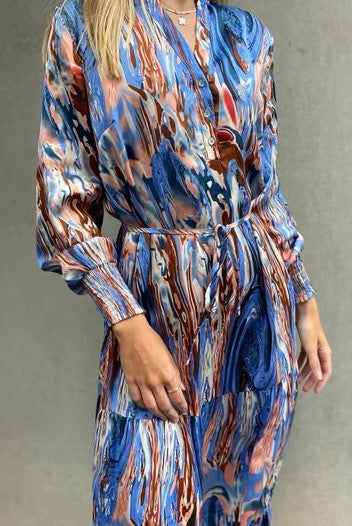 Love & Divine Belted Wave Print Sleeve Dress